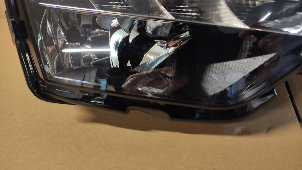 Frontscheinwerfer Skoda Karoq 57B941016A Rechts Scheinwerfer Headlight SCH9304214050zf