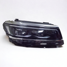 Laden Sie das Bild in den Galerie-Viewer, Frontscheinwerfer VW Tiguan Allspace 5NN941082 FULL LED Rechts Headlight