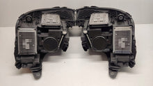 Laden Sie das Bild in den Galerie-Viewer, Frontscheinwerfer Mercedes-Benz A2139067606 A2139067506 LED Rechts oder Links