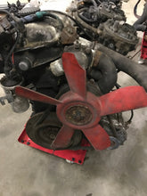 Laden Sie das Bild in den Galerie-Viewer, Motor BMW E9 M30B25V 2.5 Benzin Engine Unkomplett