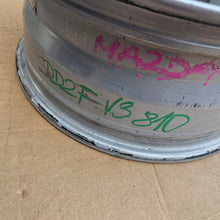 Laden Sie das Bild in den Galerie-Viewer, 1x Alufelge 16 Zoll 6.5" 5x114.3 50ET DD2FV3810 Mazda Cx3 Cx-3 Cx 3 Rim Wheel FEL9542147057mg