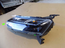 Laden Sie das Bild in den Galerie-Viewer, Frontscheinwerfer Dacia Spring 266052417R LED Links Scheinwerfer Headlight