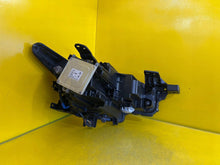 Laden Sie das Bild in den Galerie-Viewer, Frontscheinwerfer Mazda III BCJH-51040 Full LED Links Scheinwerfer Headlight