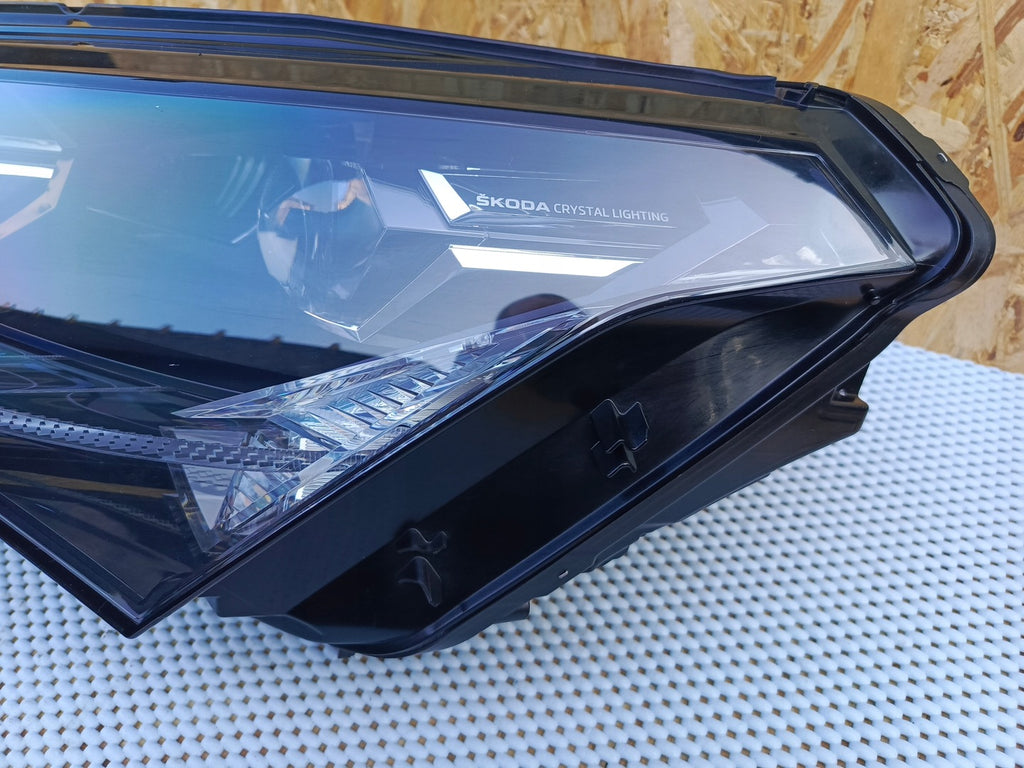 Frontscheinwerfer Skoda Enyaq 5LB941015A Full LED Links Scheinwerfer Headlight
