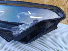 Laden Sie das Bild in den Galerie-Viewer, Frontscheinwerfer Skoda Enyaq 5LB941015A Full LED Links Scheinwerfer Headlight