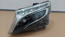 Laden Sie das Bild in den Galerie-Viewer, Frontscheinwerfer Mercedes-Benz Vito W447 A4479060101 1EX01128465 Links SCH3808318308rz