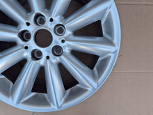 Laden Sie das Bild in den Galerie-Viewer, 1x Alufelge 17 Zoll 7.5" 5x112 54ET 6856045 Mini F56 F55 Rim Wheel FEL6376864602xa