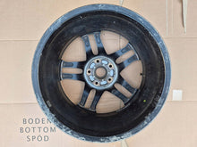 Load image into Gallery viewer, 1x Alufelge 18 Zoll Renault Megane Iii Rim Wheel FEL2954355523zw