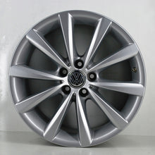 Laden Sie das Bild in den Galerie-Viewer, 4x Alufelge 18 Zoll 8.0" 5x112 30ET Glanz Silber 6867338 BMW 4 Rim Wheel FEL9449690776wr