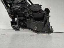 Laden Sie das Bild in den Galerie-Viewer, Frontscheinwerfer Peugeot 3008 9682519180 Ein Stück (Rechts oder Links) SCH2434251235yn