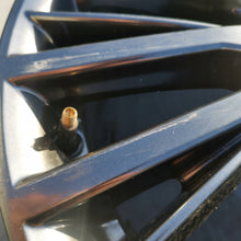 Load image into Gallery viewer, 1x Alufelge 18 Zoll 7.0" 5x114.3 38ET Glanz Schwarz Mitsubishi I Rim Wheel FEL9373856760jl