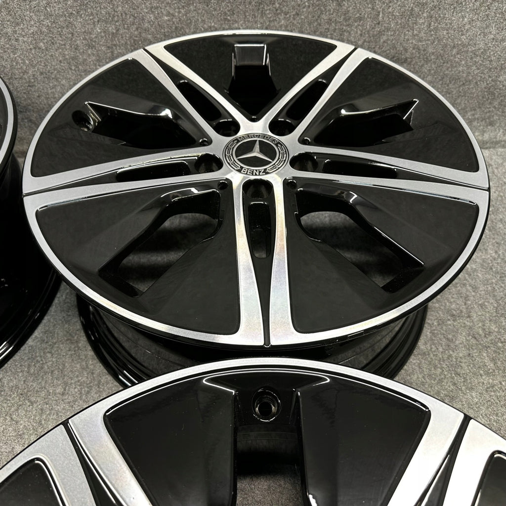4x Alufelge 18 Zoll 7.5" 5x112 49ET Glanz Schwarz A1774010500 Mercedes-Benz W177 FEL5716891645zw