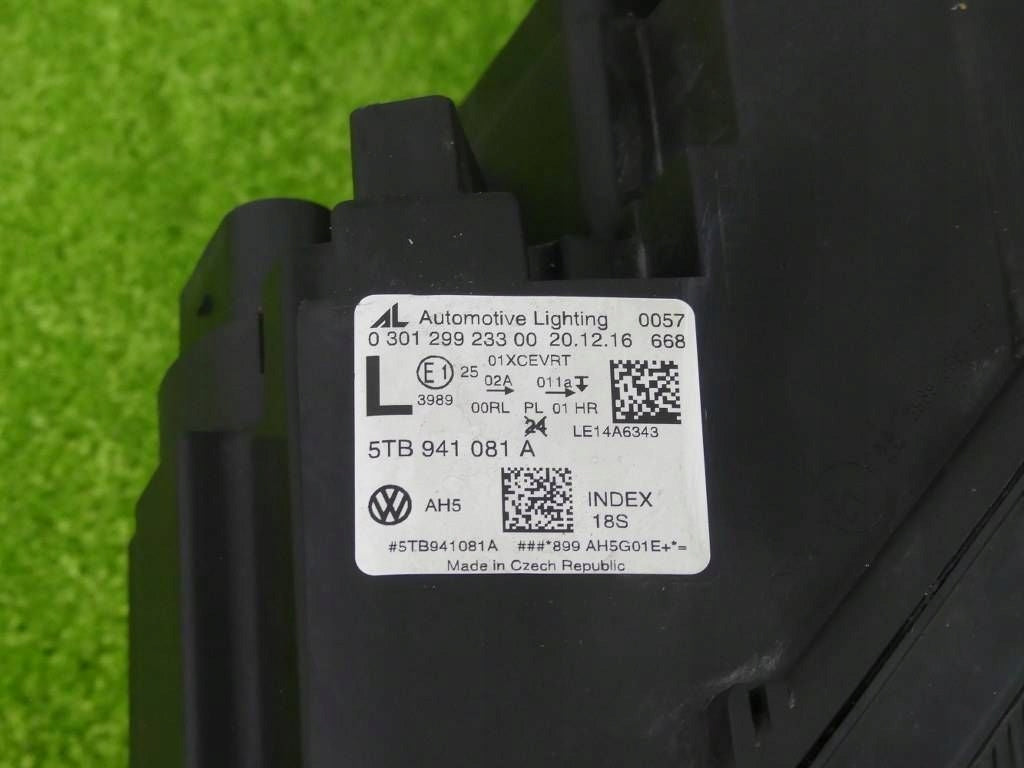 Frontscheinwerfer VW Touran 5TB941081A Links Scheinwerfer Headlight SCH8914282285ia