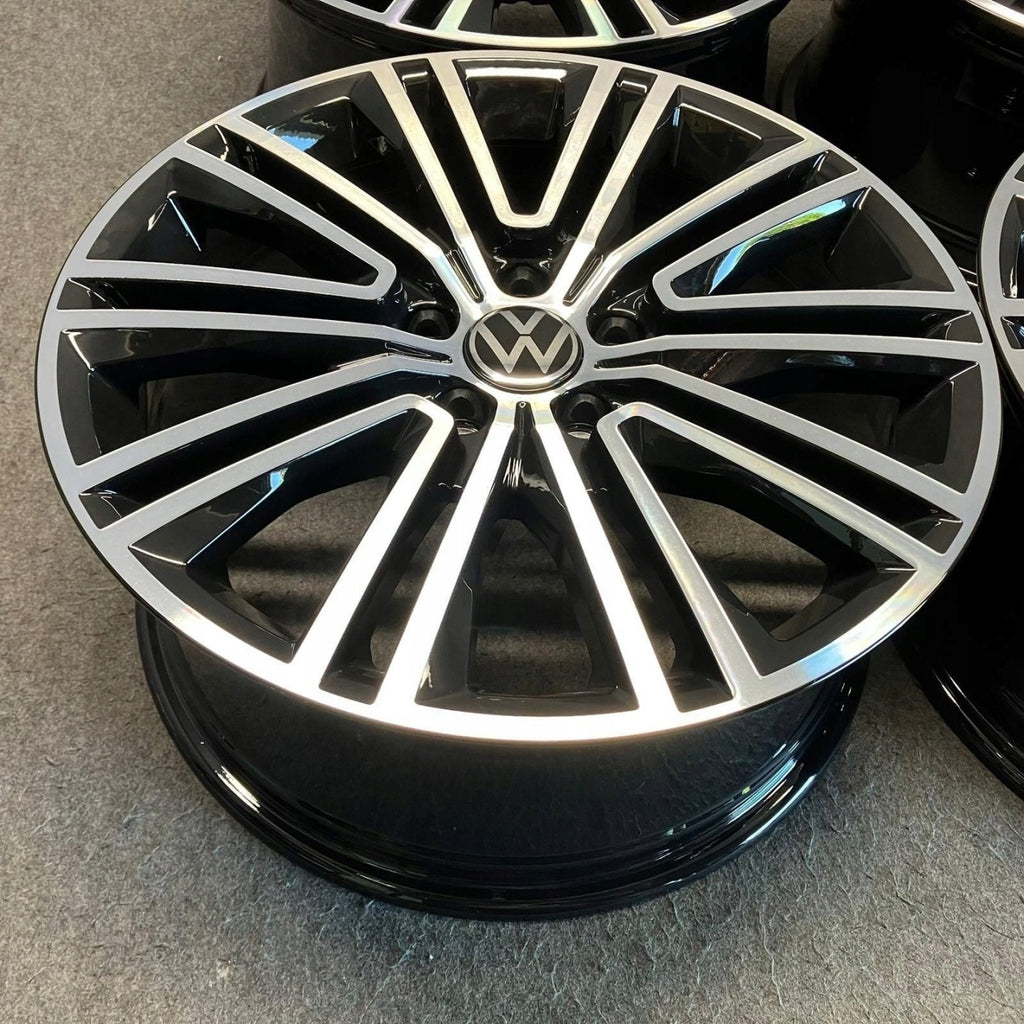 4x Alufelge 18 Zoll 8.0" 5x112 44ET Glanz Schwarz 3AA601025L VW Passat B7 FEL3079932433ug