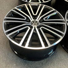 Laden Sie das Bild in den Galerie-Viewer, 4x Alufelge 18 Zoll 8.0" 5x112 44ET Glanz Schwarz 3AA601025L VW Passat B7 FEL3079932433ug