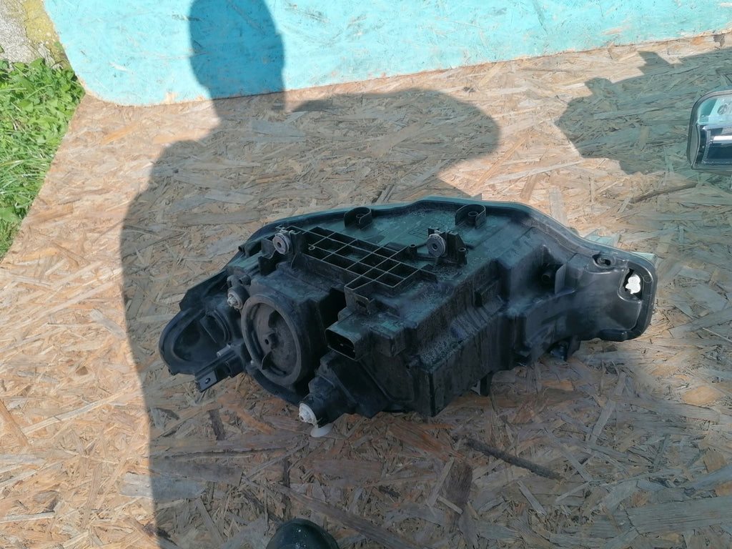 Frontscheinwerfer BMW F30 7365596 7365595 Ein Stück (Rechts oder Links)