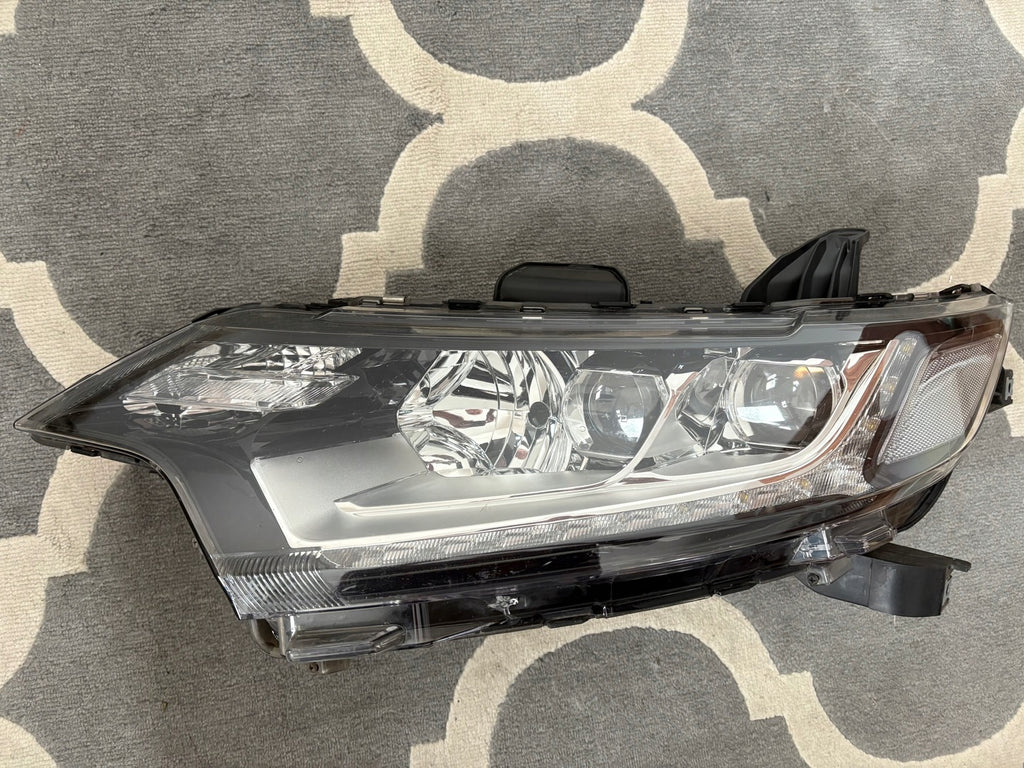 Frontscheinwerfer Mitsubishi Outlander III 8301C8-83 LED Links Headlight
