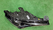 Laden Sie das Bild in den Galerie-Viewer, Frontscheinwerfer Alfa Romeo Stelvio Rechts Scheinwerfer Headlight SCH4382834174fu
