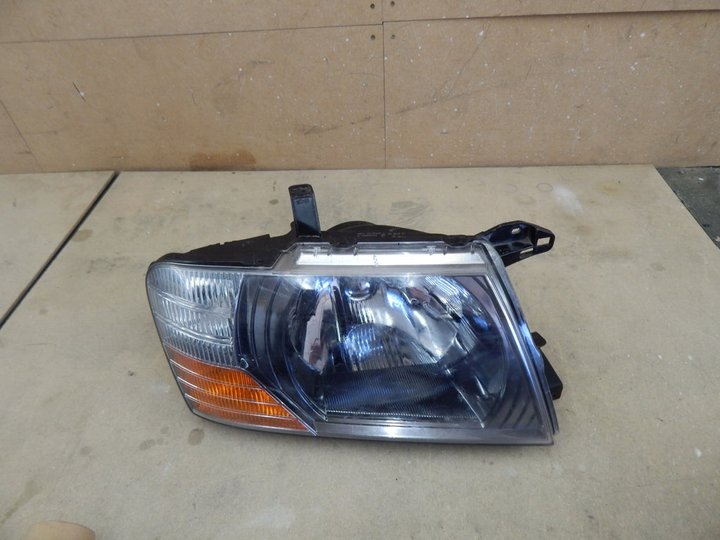 Frontscheinwerfer Mitsubishi Pajero III Rechts Scheinwerfer Headlight SCH3164335447wd