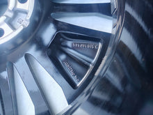 Load image into Gallery viewer, 1x Alufelge 18 Zoll 7.5" 5x112 40ET Glanz Silber 571601025K VW Tiguan Rim Wheel FEL8642737803ls