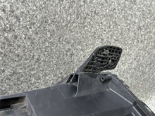 Laden Sie das Bild in den Galerie-Viewer, Frontscheinwerfer Citroën Jumpy Zafira C Vivaro 9808567780 Links Headlight SCH6854704897as