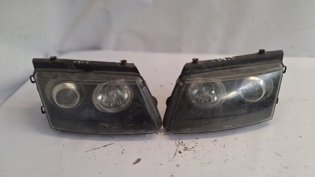 Frontscheinwerfer VW Passat Ein Satz Scheinwerfer Headlight SCH4252755446zy