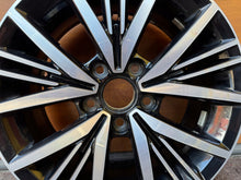 Load image into Gallery viewer, 1x Alufelge 16 Zoll 6.5" 5x112 46ET Glanz Schwarz 5G0601025CD VW Golf Vii FEL1867151955fz