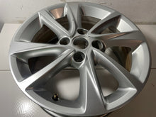 Laden Sie das Bild in den Galerie-Viewer, 1x Alufelge 16 Zoll 6.5" 4x108 38ET 39182181 Opel Corsa Rim Wheel FEL3092941579so
