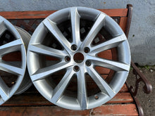 Laden Sie das Bild in den Galerie-Viewer, 1x Alufelge 18 Zoll 8.0&quot; 5x112 44ET 3C0601025BA VW Scirocco Rim Wheel