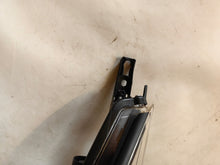 Laden Sie das Bild in den Galerie-Viewer, Frontscheinwerfer Toyota 81150-F4031 LED Links Scheinwerfer Headlight