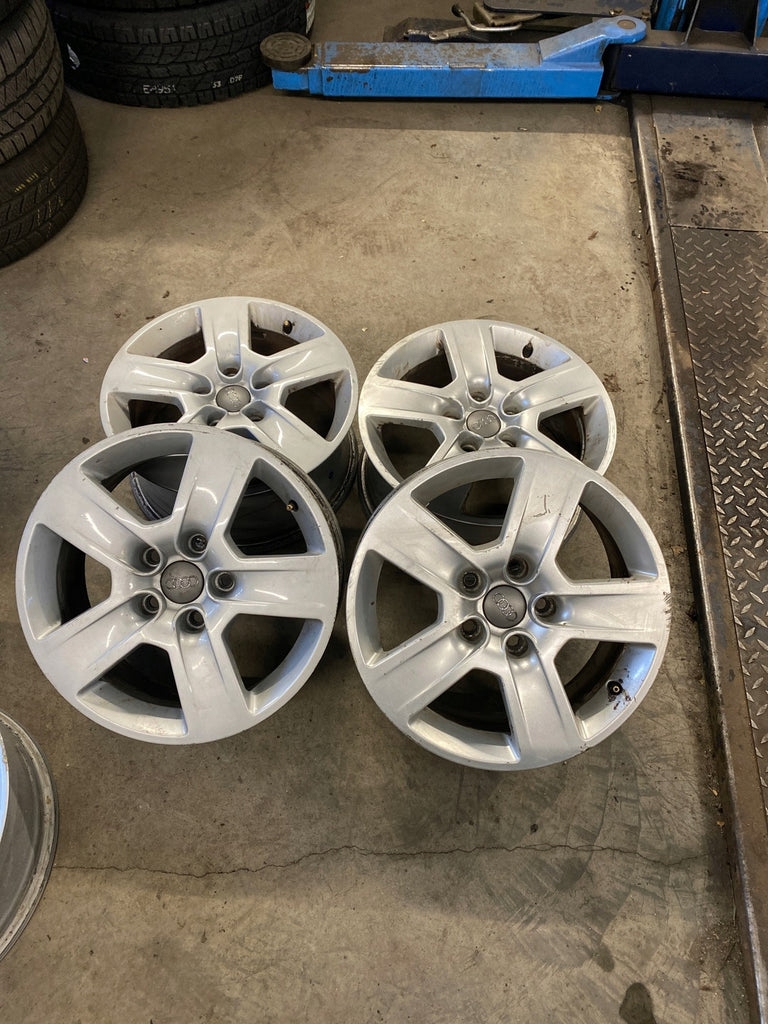 4x Alufelge 16 Zoll 7.0" 5x112 42ET Glanz Silber Audi Rim Wheel