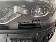 Laden Sie das Bild in den Galerie-Viewer, Frontscheinwerfer Mercedes-Benz W206 A2069066104 Links Scheinwerfer Headlight SCH9113220090eh