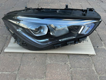 Laden Sie das Bild in den Galerie-Viewer, Frontscheinwerfer Mercedes-Benz Cla A1189062600 LED Rechts Headlight SCH4978101024lb