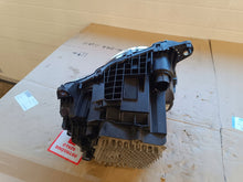 Laden Sie das Bild in den Galerie-Viewer, Frontscheinwerfer Land Rover Defender L663 L8B213W029EE LED Rechts Headlight SCH8001967546tx
