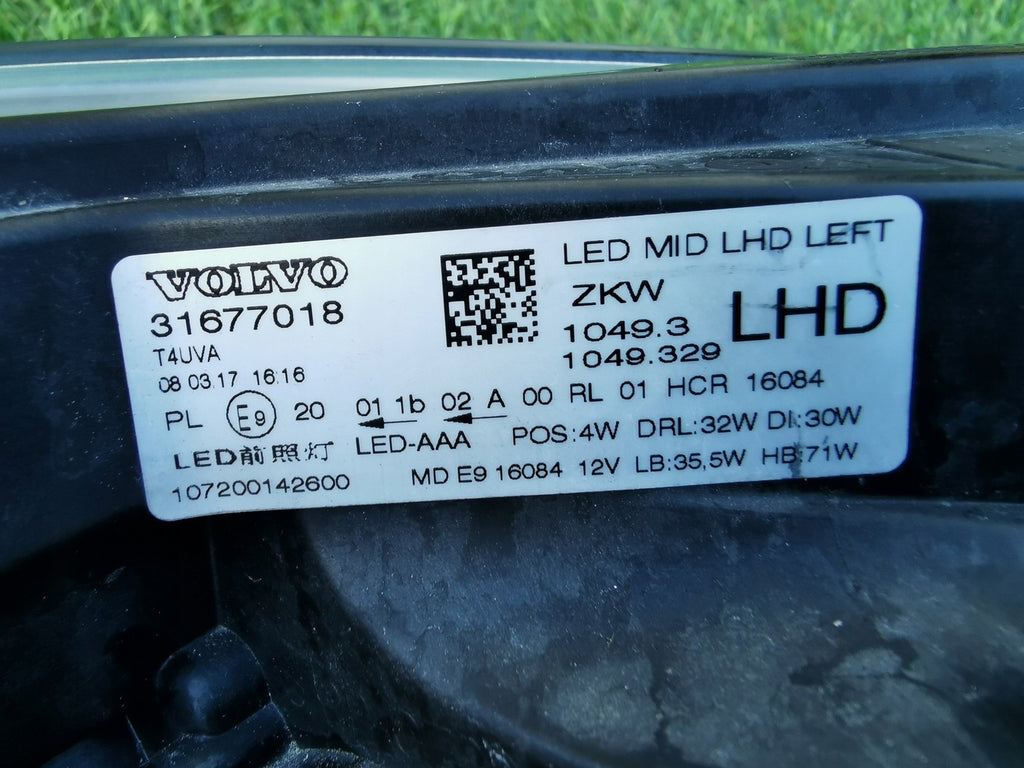Frontscheinwerfer Volvo V40 31677018 LED Links Scheinwerfer Headlight SCH8302827156su