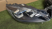 Load image into Gallery viewer, Frontscheinwerfer Ford Kuga LV4B-13E017-AL LV4B-13E016-AL Ein Satz Headlight SCH3751725638ke