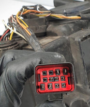 Load image into Gallery viewer, Frontscheinwerfer Volvo V70 II 30648209 Rechts Scheinwerfer Headlight