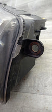 Laden Sie das Bild in den Galerie-Viewer, Frontscheinwerfer Audi A6 C6 4F0941004 87089997 Xenon Rechts Headlight SCH7673693809yv
