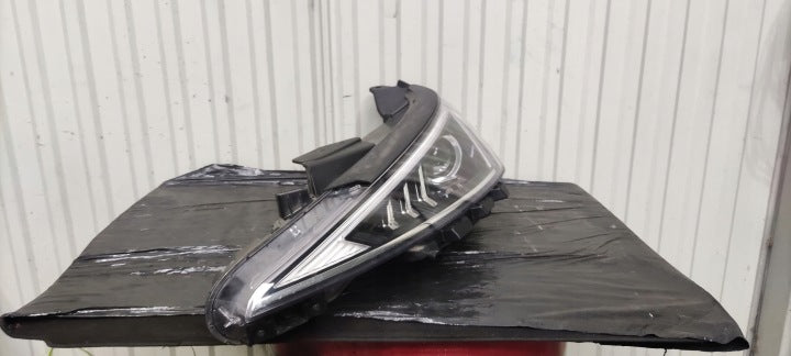 Frontscheinwerfer Hyundai Elantra 92101-F2500 LED Links Scheinwerfer Headlight SCH2081771324js