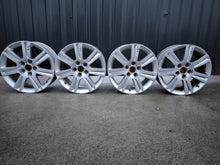 Laden Sie das Bild in den Galerie-Viewer, 4x Alufelge 17 Zoll 7.5" 5x112 45ET Glanz Silber 8K0601025B Audi A5 A4 Rim Wheel FEL2054110040hb
