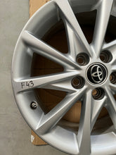 Load image into Gallery viewer, 1x Alufelge 17 Zoll 7.0" 5x114.3 45ET 42611-47330 Toyota Corolla Rim Wheel FEL5386479560bv