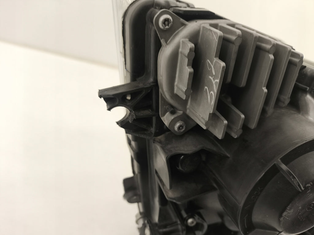 Frontscheinwerfer Mercedes-Benz A9618204039 Links Scheinwerfer Headlight SCH6686418593dq