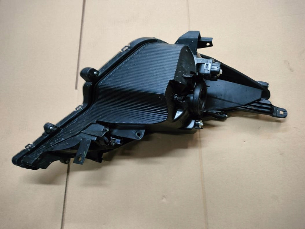 Frontscheinwerfer Mitsubishi Space Star Ein Stück (Rechts oder Links) Headlight