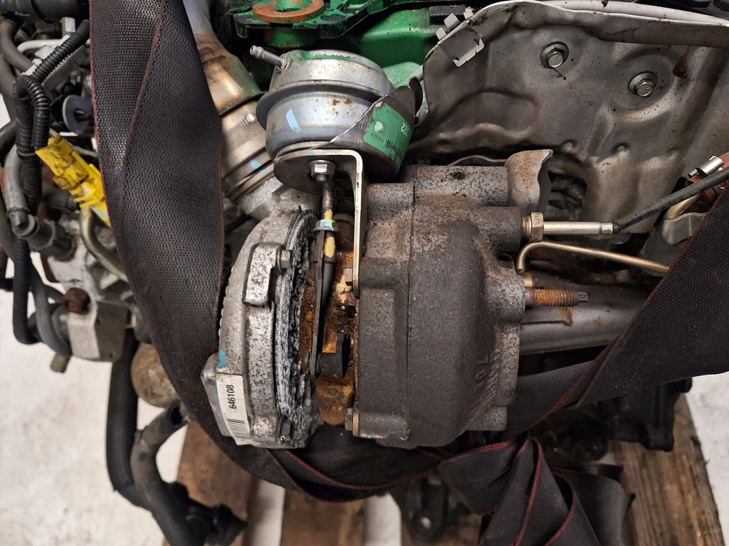 Motor Renault 14 121 M9R D761 2.0 DCI 71PS 52kW Diesel Engine Unkomplett