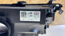 Laden Sie das Bild in den Galerie-Viewer, Frontscheinwerfer VW I 5H1941006 Rechts Scheinwerfer Headlight SCH7758788585zg