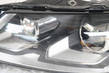 Load image into Gallery viewer, Frontscheinwerfer VW Passat B7 3AB941751 Links Scheinwerfer Headlight SCH8207906033zh