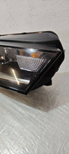 Laden Sie das Bild in den Galerie-Viewer, Frontscheinwerfer Skoda Octavia IV 5E4941016 LED Rechts Scheinwerfer Headlight SCH5759348005py