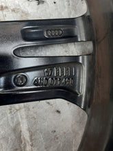 Load image into Gallery viewer, 1x Alufelge 20 Zoll 9.0" 5x112 40ET Glanz Schwarz 4N0071490 Audi D5 Rim Wheel FEL5681235230hg