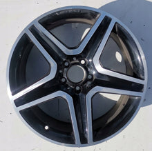 Load image into Gallery viewer, 1x Alufelge 19 Zoll 8.0" 5x112 43 5ET A1564010600 Mercedes-Benz Gla Rim Wheel FEL8045388083ce