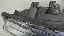 Laden Sie das Bild in den Galerie-Viewer, Frontscheinwerfer Iveco Daily IV 05802476874 Links Scheinwerfer Headlight SCH4290979997et